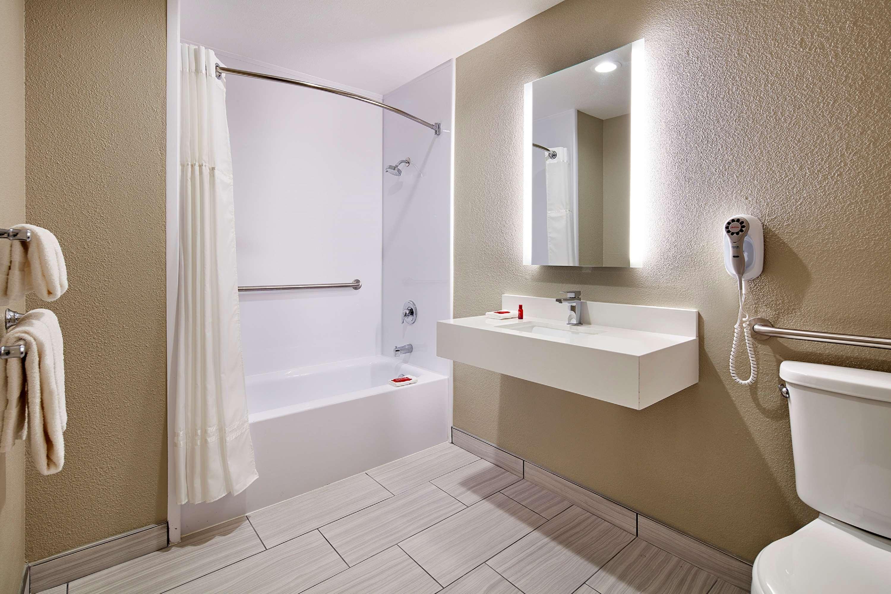 Surestay Hotel By Best Western San Diego Pacific Beach Exterior photo